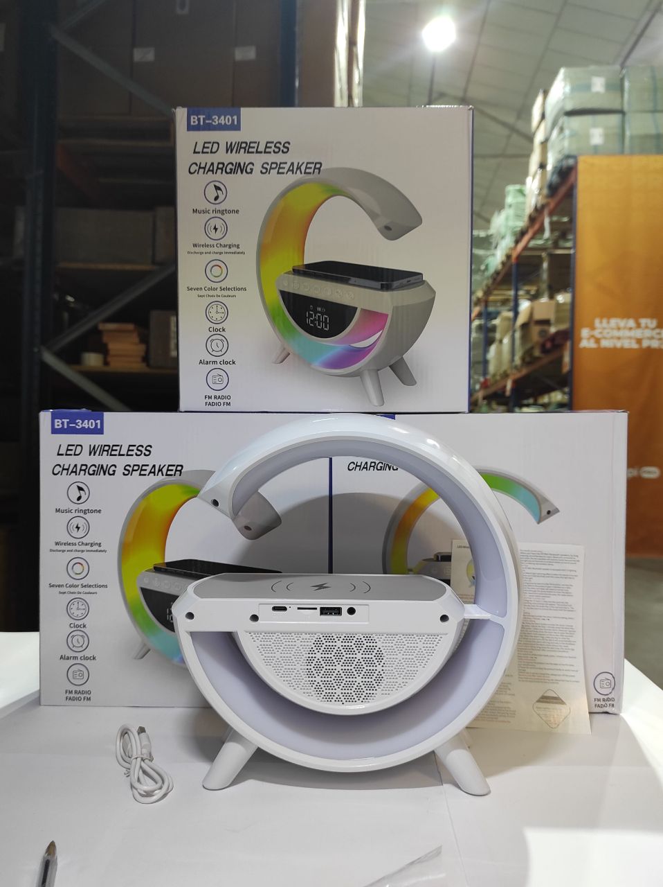 Altavoz Bluetooth G - Cargador inalámbrico + Lámpara LED + Reloj despertador